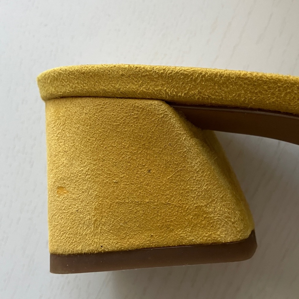 Franco Sarto Rianan Yellow Suede Mules (Size 8) NWT - Picture 8 of 16